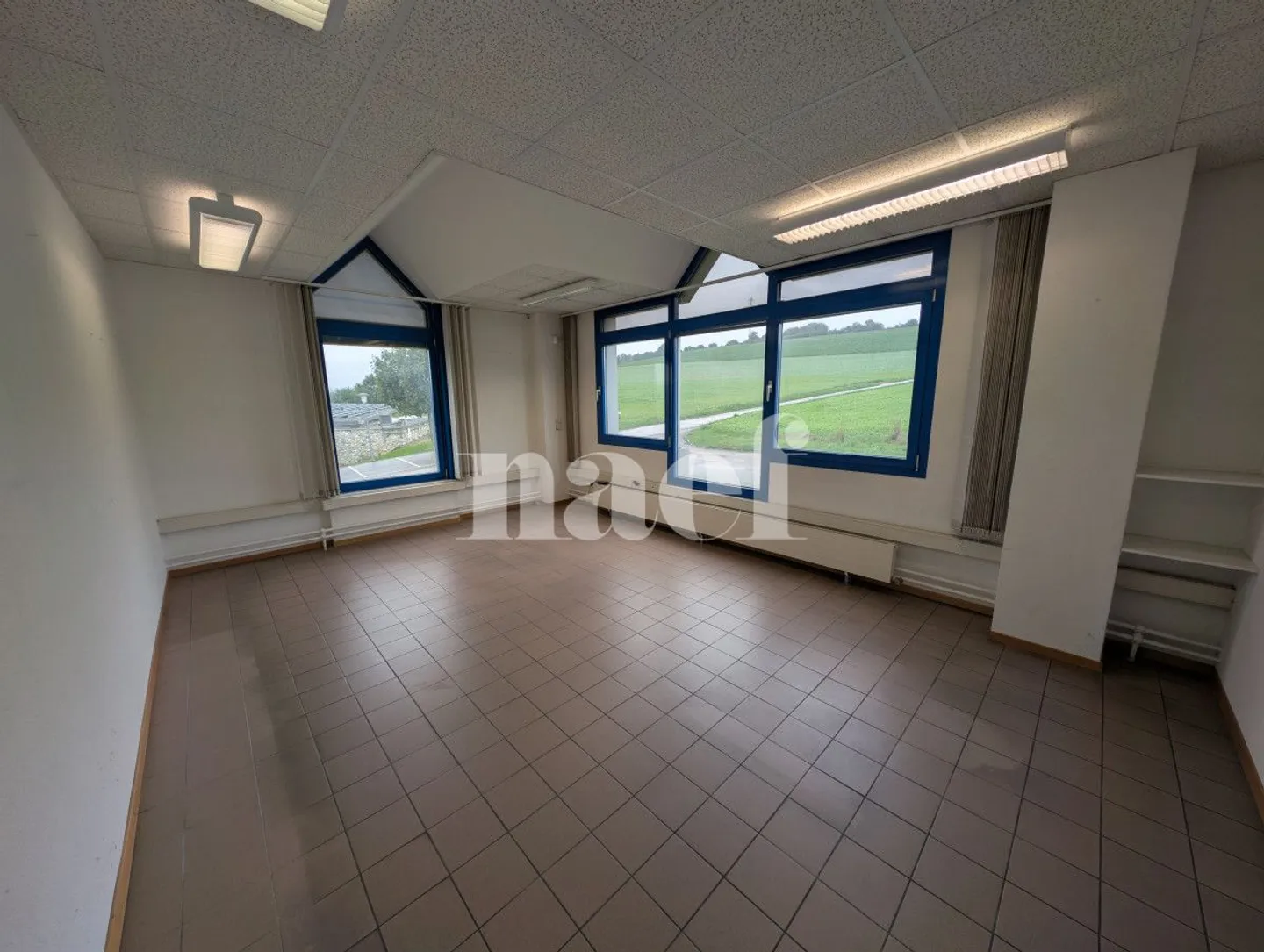 Commerce - Photo 4 sur 7