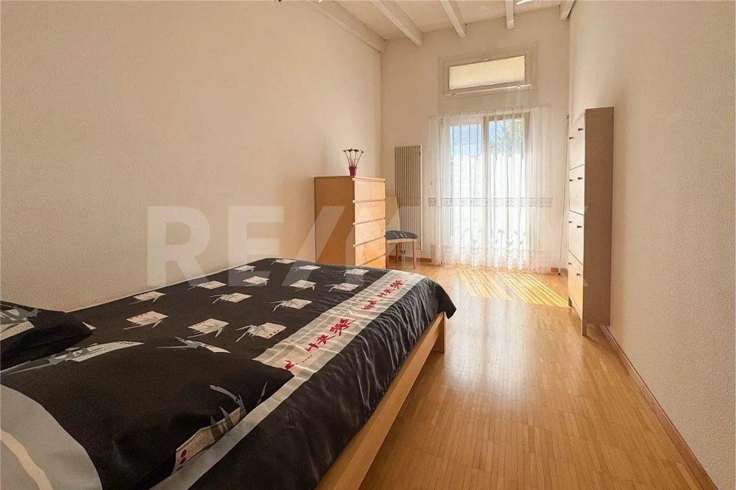 Attraktives 4.5-Zimmer-Reihen-Eckhaus in familienfreundlichem Quartier - Foto 5 von 7