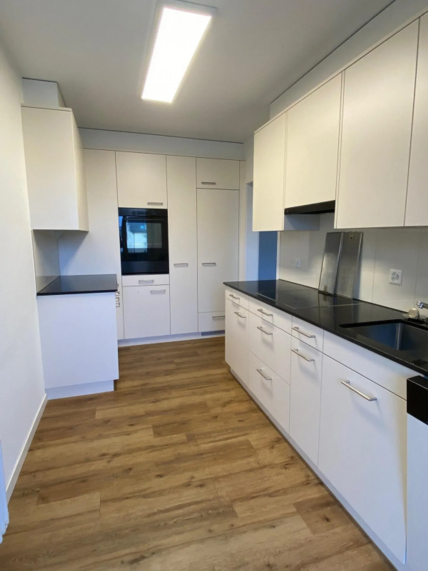 Geräumige Wohnung mit Balkon - Foto 1 von 8