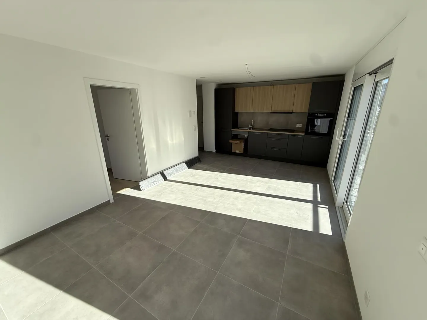 Nouvel Appartement avec Balcon - Photo 2 sur 5