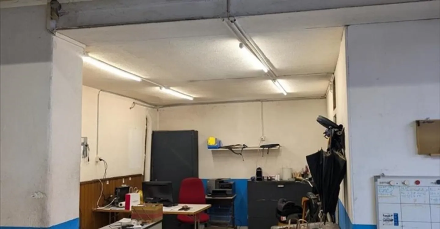 «Commerce 1 pièce» - Photo 1 sur 5