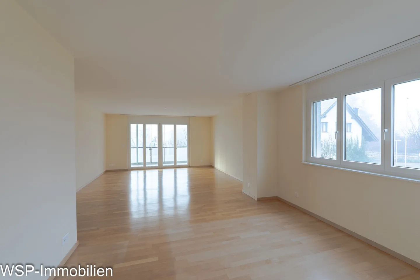 Central - Sunny - Family-friendly - Photo 5 of 13