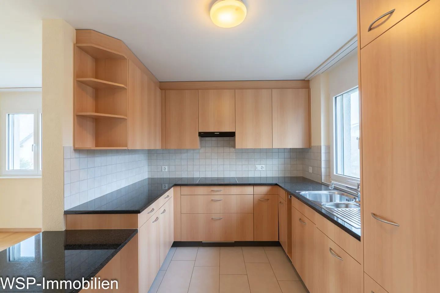 Central - Sunny - Family-friendly - Photo 6 of 13