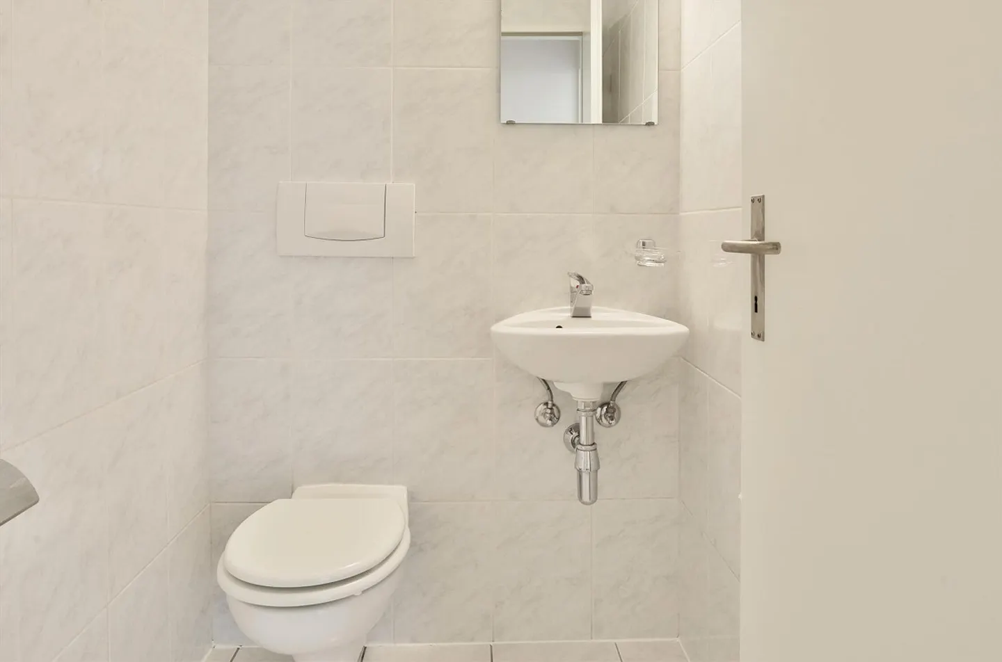 Beautiful apartment in a quiet area - Photo 7 of 8