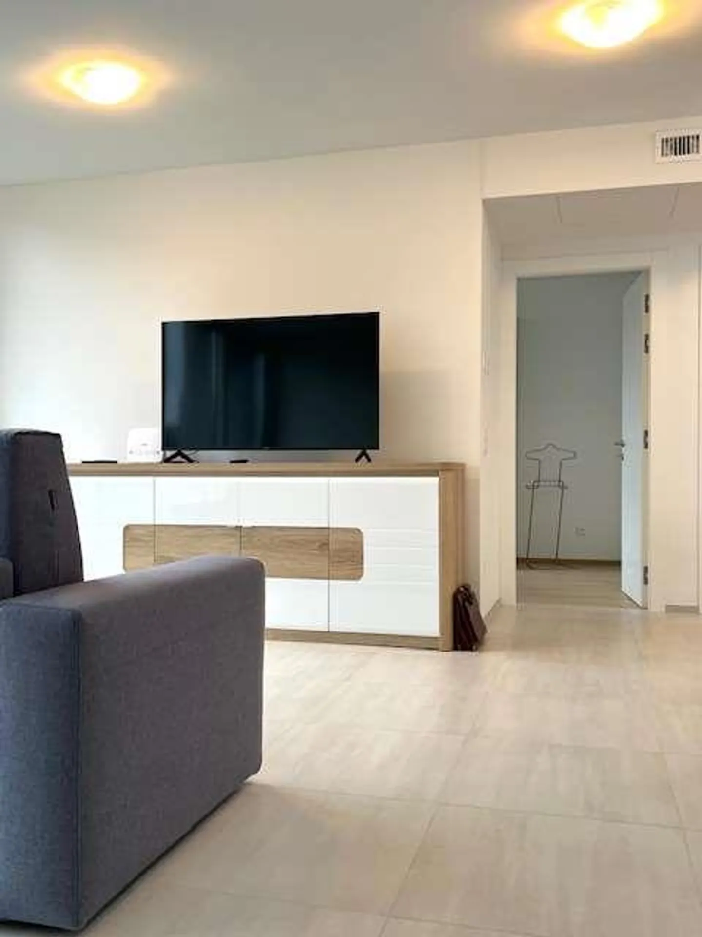 New apartment with roof garden also furnished - Photo 10 of 13