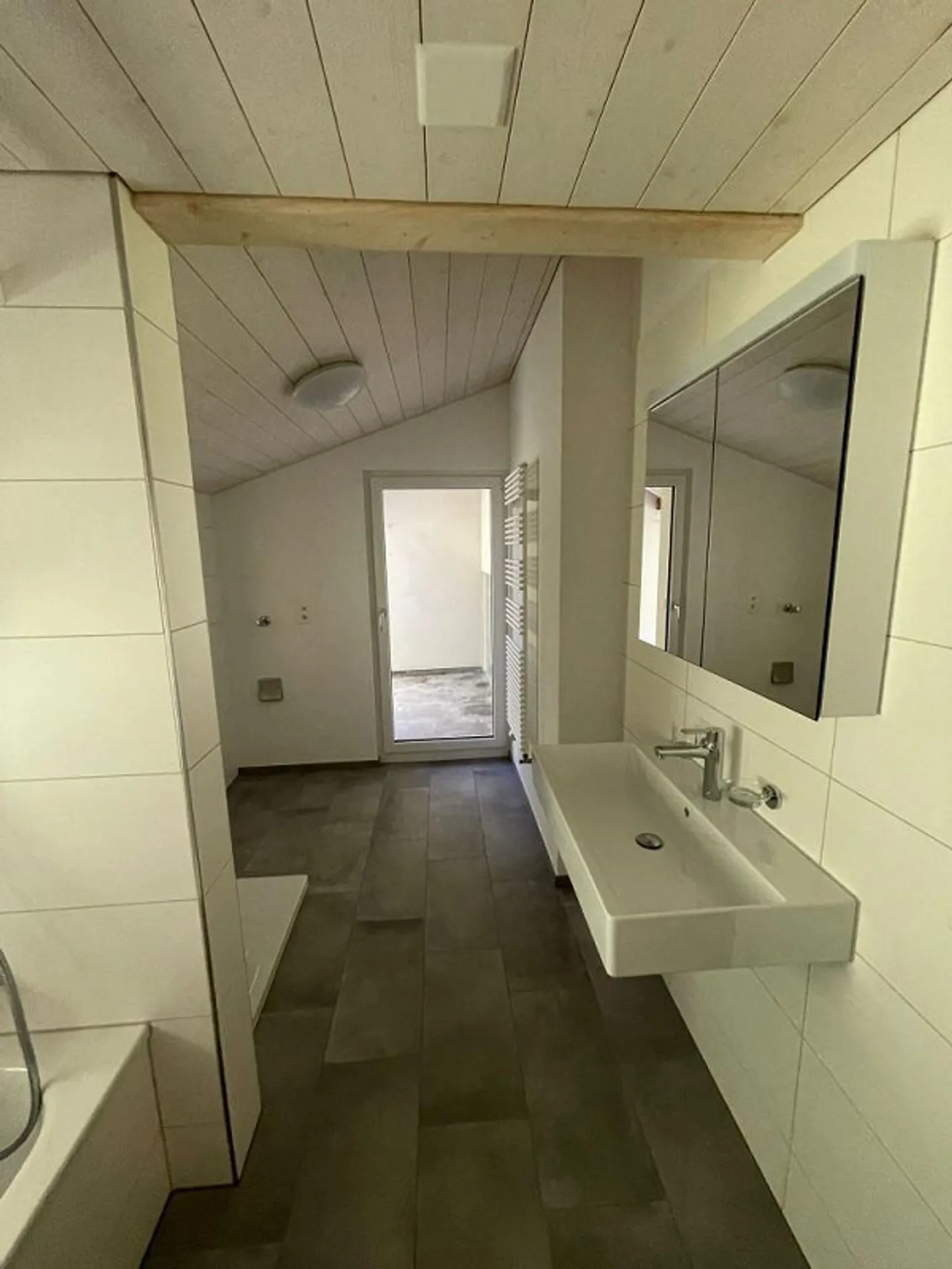 Apartment for rent - Photo 8 of 9