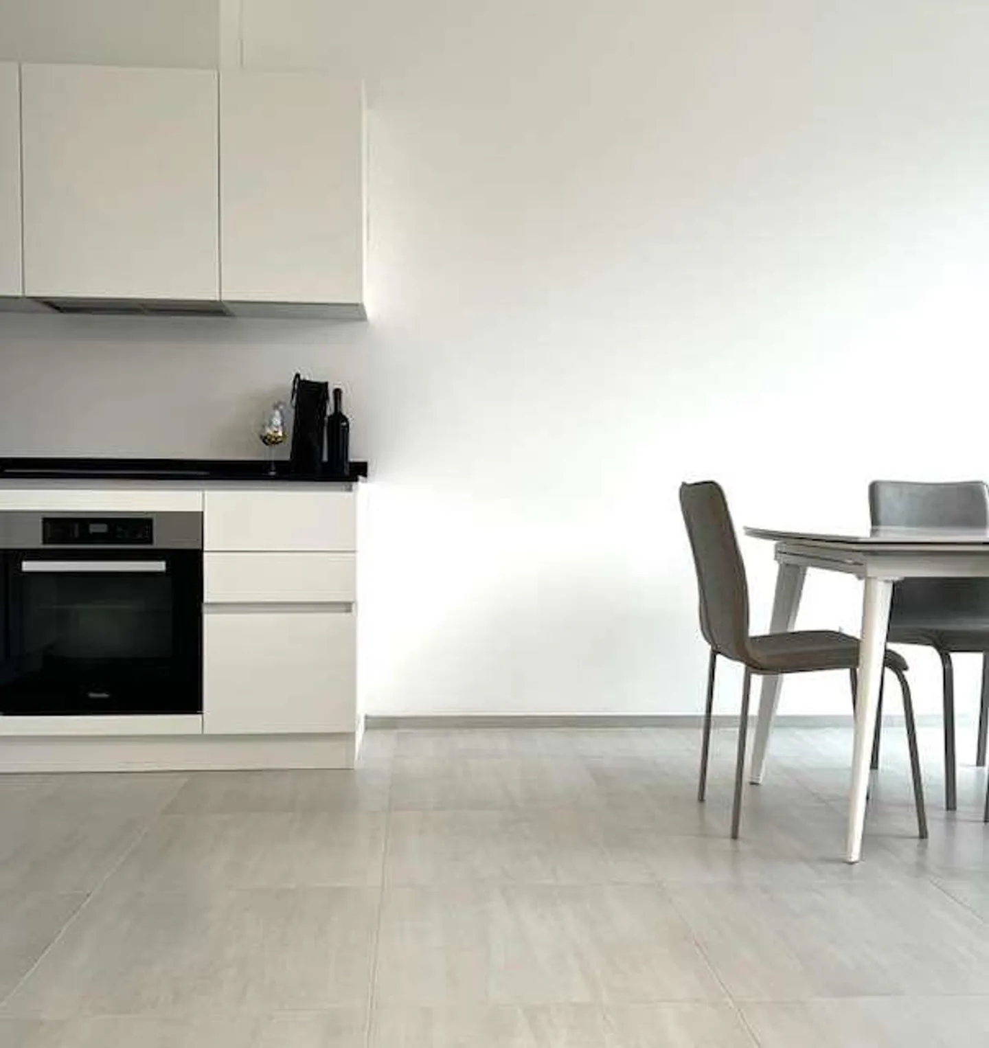 New apartment with roof garden also furnished - Photo 11 of 13