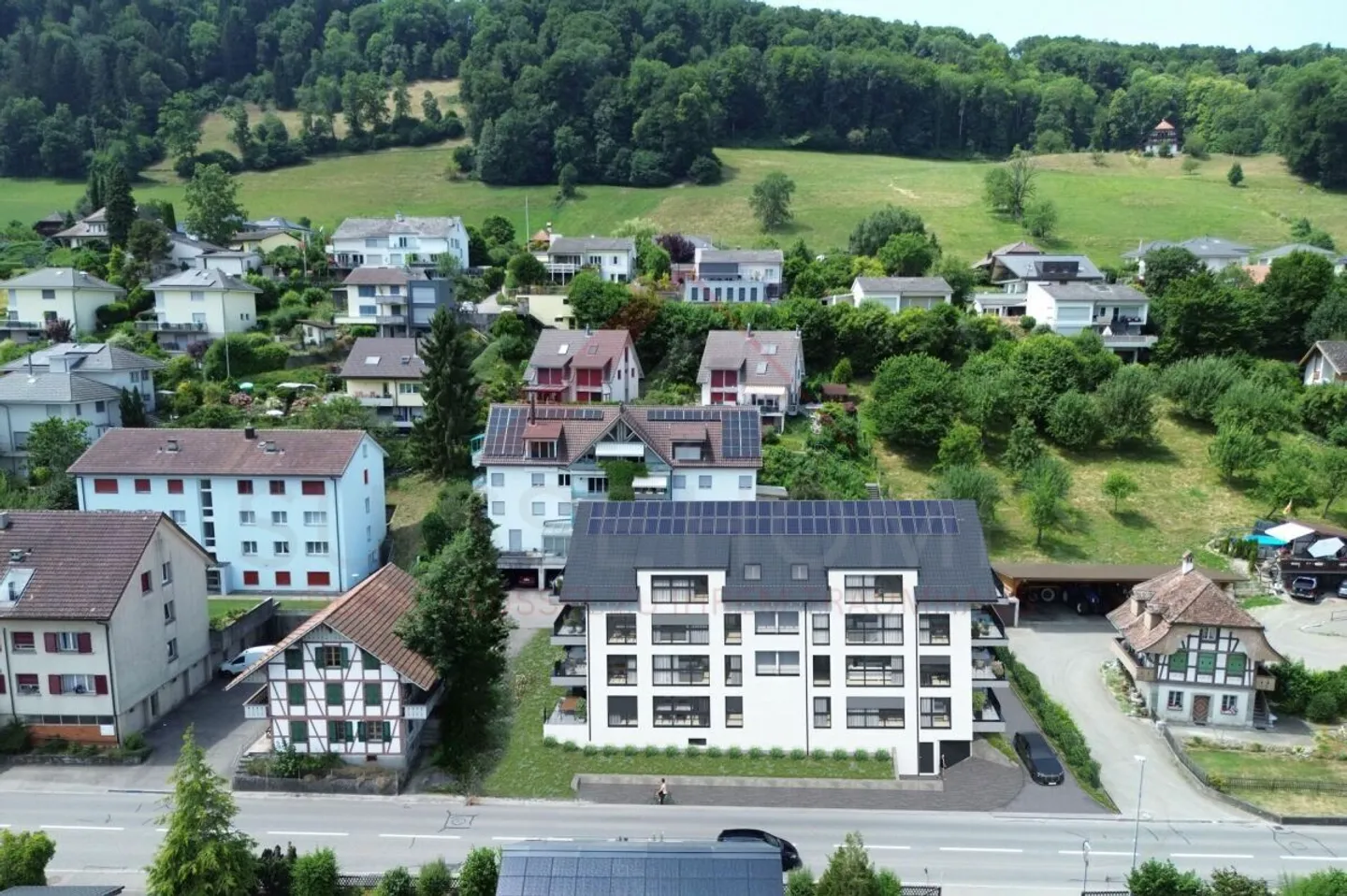 «Hochwertiges Wohnen mit Stil & Raum - 5½-Zimmer-Eigentumswohnung «RESIDENCE CENTRO» (2. OG) Nord» - Foto 13 von 16