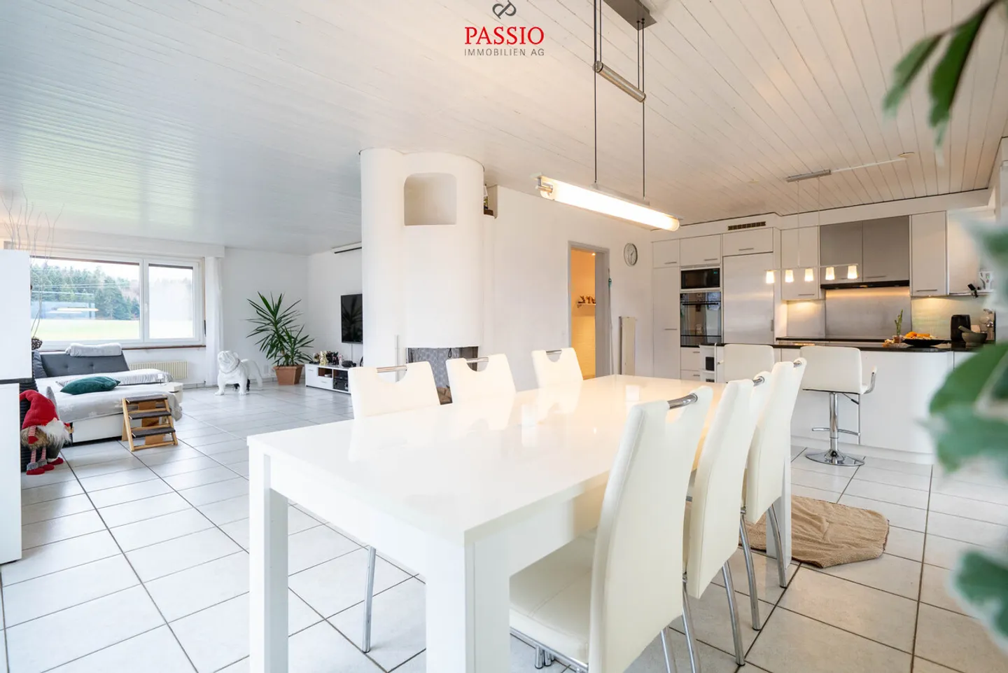 Ampia casa familiare a Uettligen - Foto 6 di 36