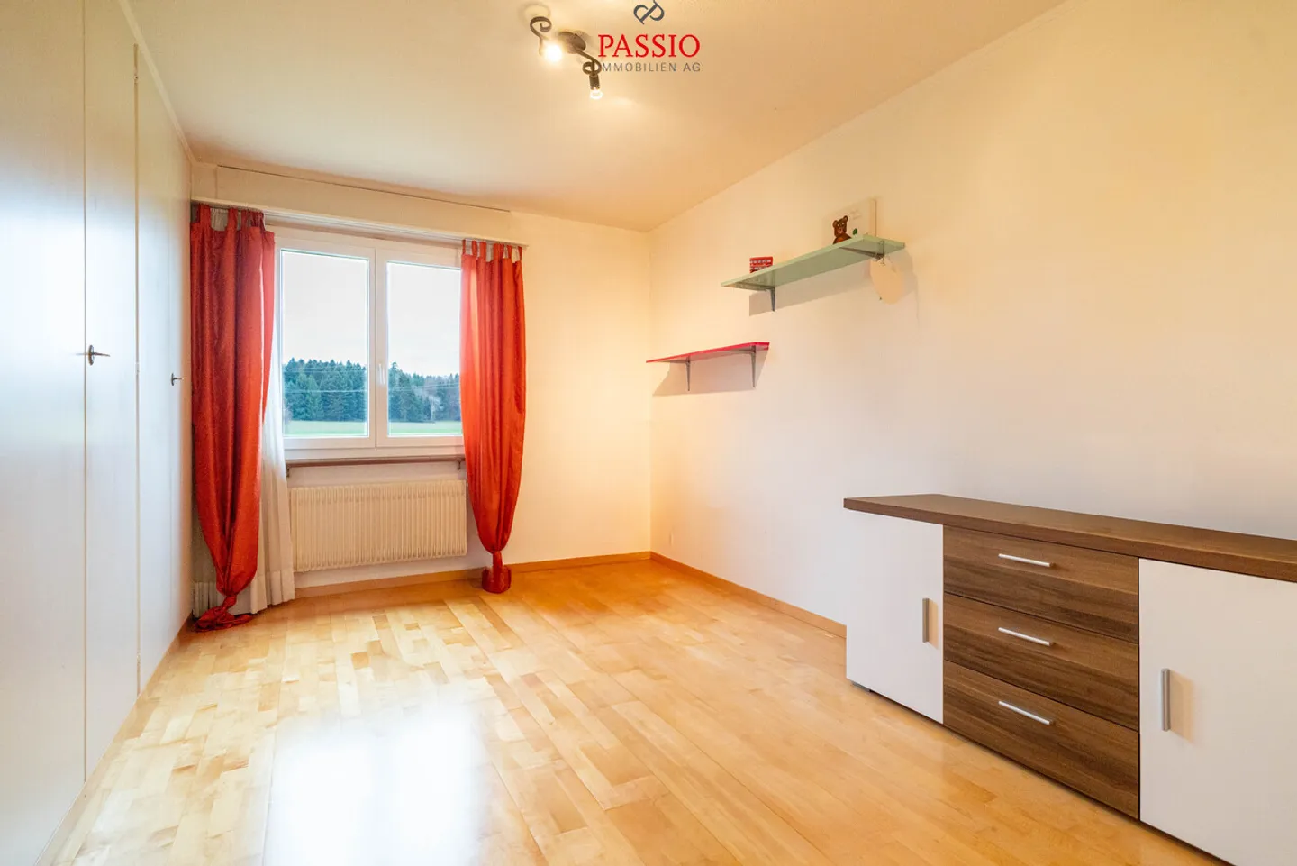 Ampia casa familiare a Uettligen - Foto 25 di 36