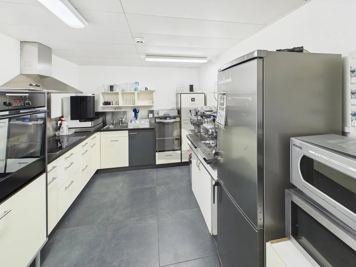 AT TOP LOCATION (OFFICE 4.20) - Photo 5 of 6