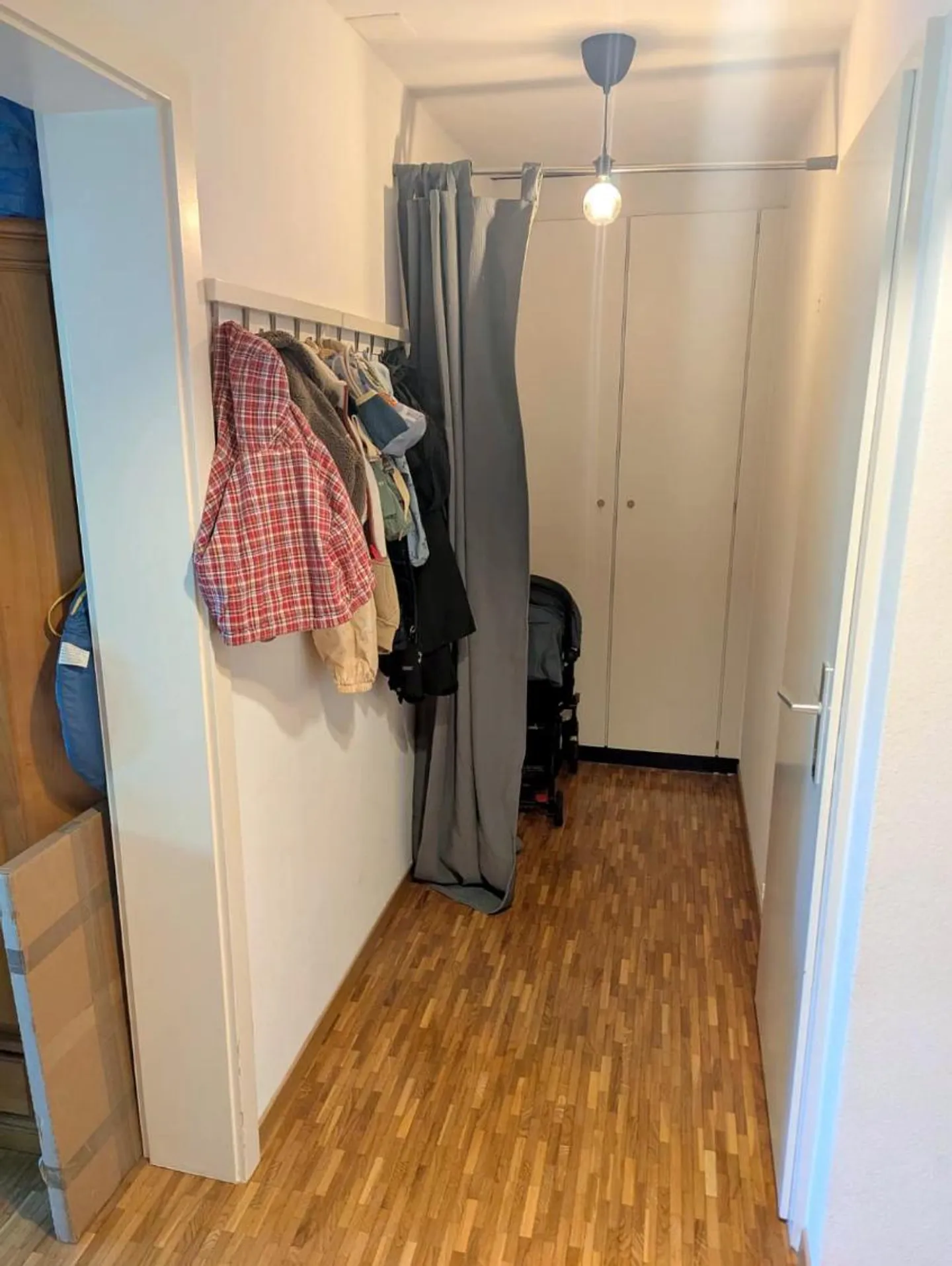 Magnificent 3.5-room apartment with balcony and garage in Bussigny - Photo 6 of 13