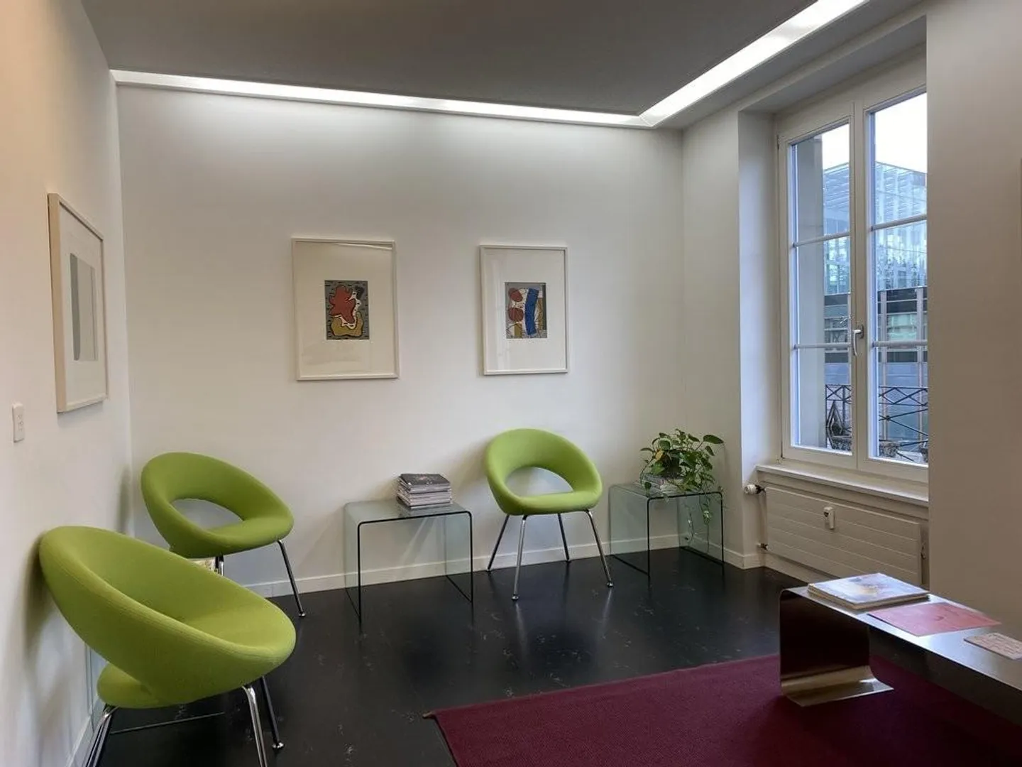 Your new premises directly at the main train station! - Photo 4 of 9