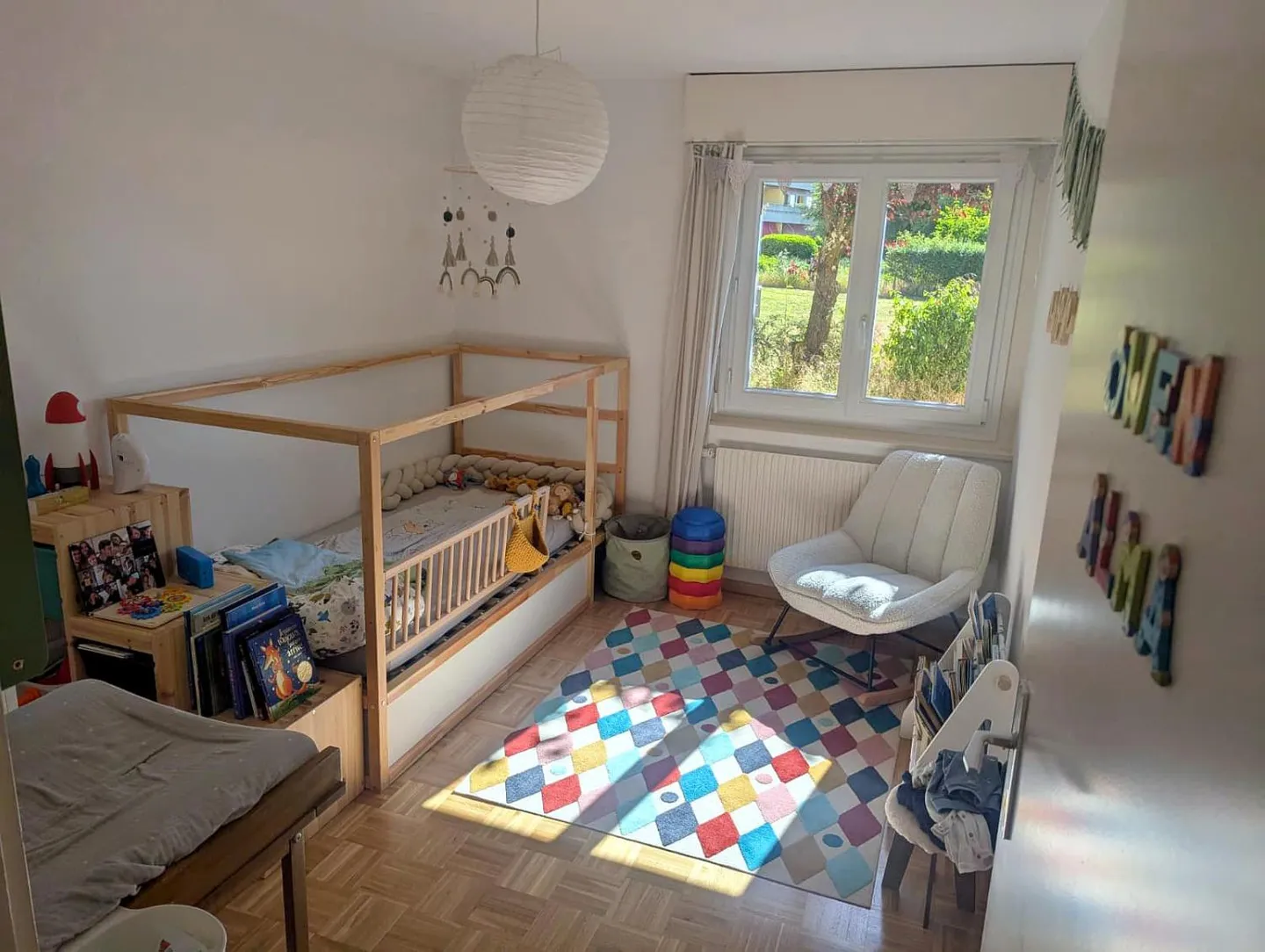 Magnificent 3.5-room apartment with balcony and garage in Bussigny - Photo 9 of 13