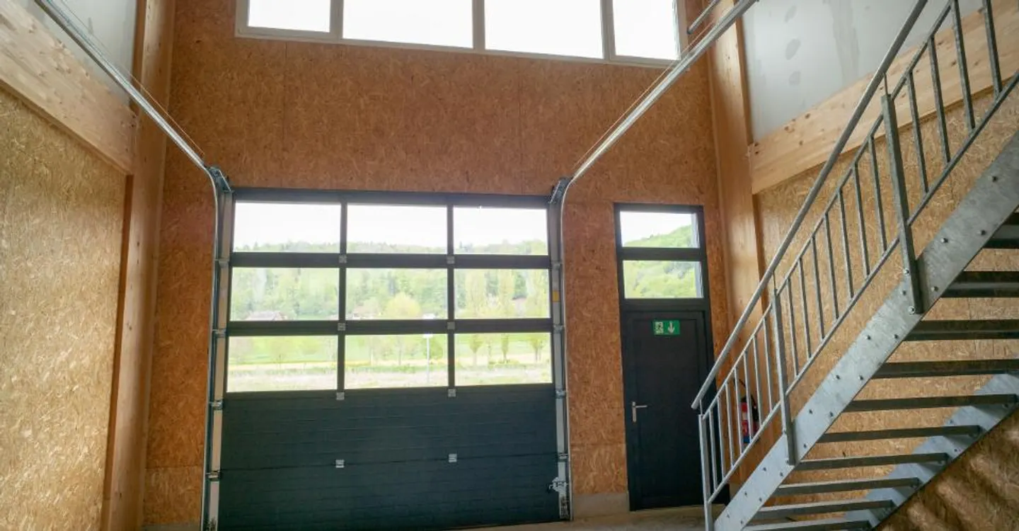 Espace polyvalent à usage mixte - Photo 1 sur 6