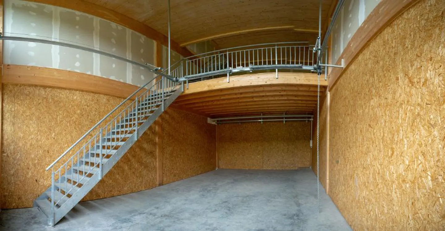 Espace polyvalent à usage mixte - Photo 5 sur 6