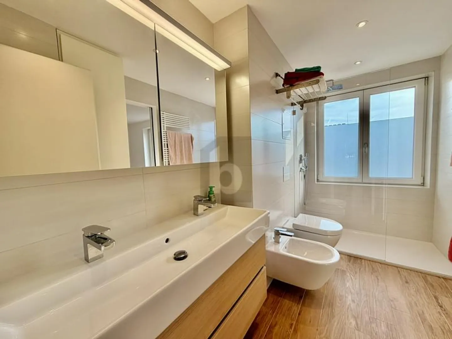 Exclusive Living Experience in Prime Location - Photo 3 of 6