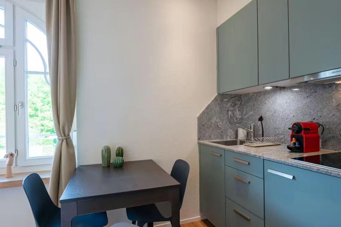 Chic Apartment in Zürich - Photo 6 of 9