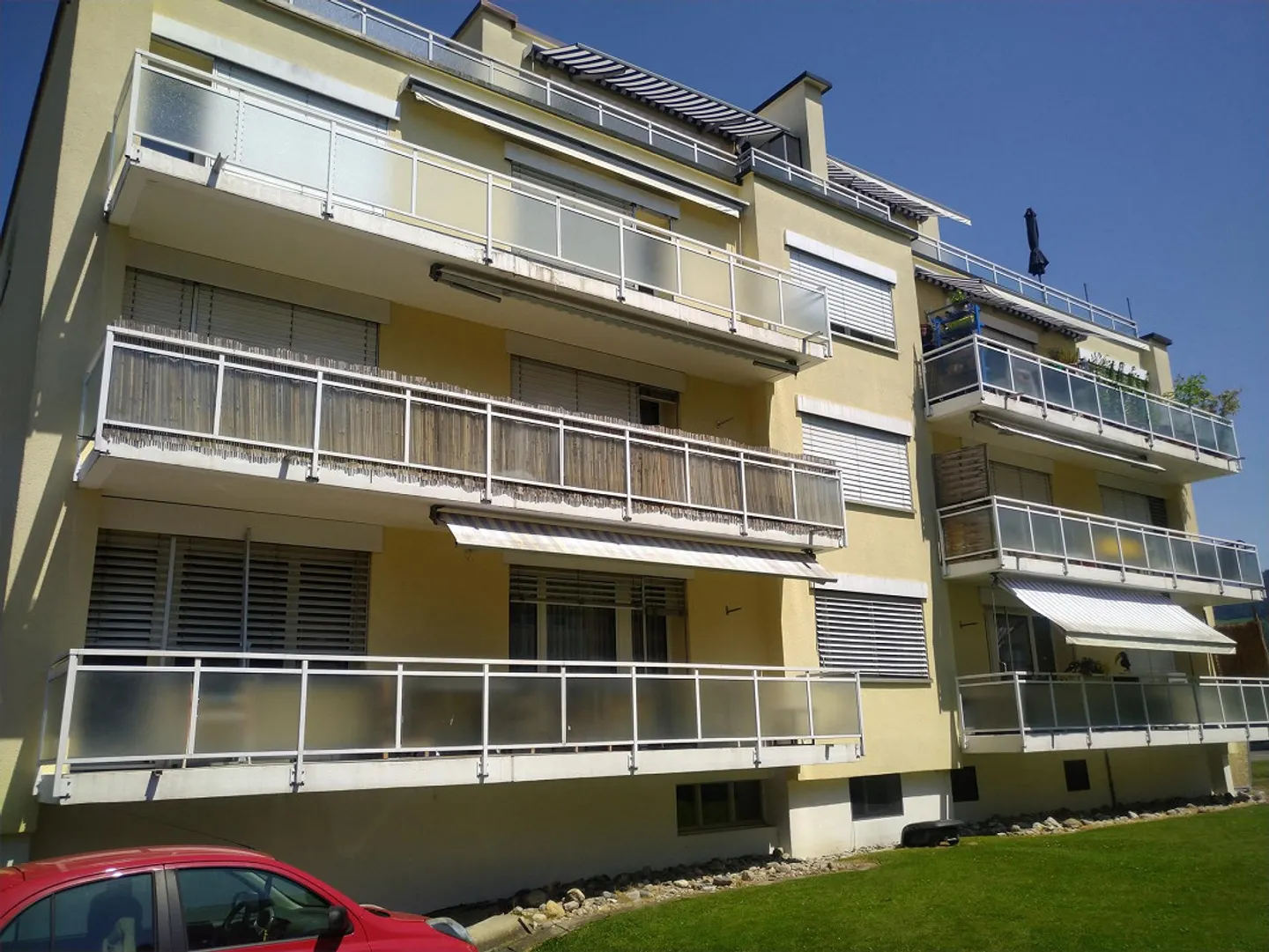3.5 Room Apartment with Balcony - Photo 1 of 2