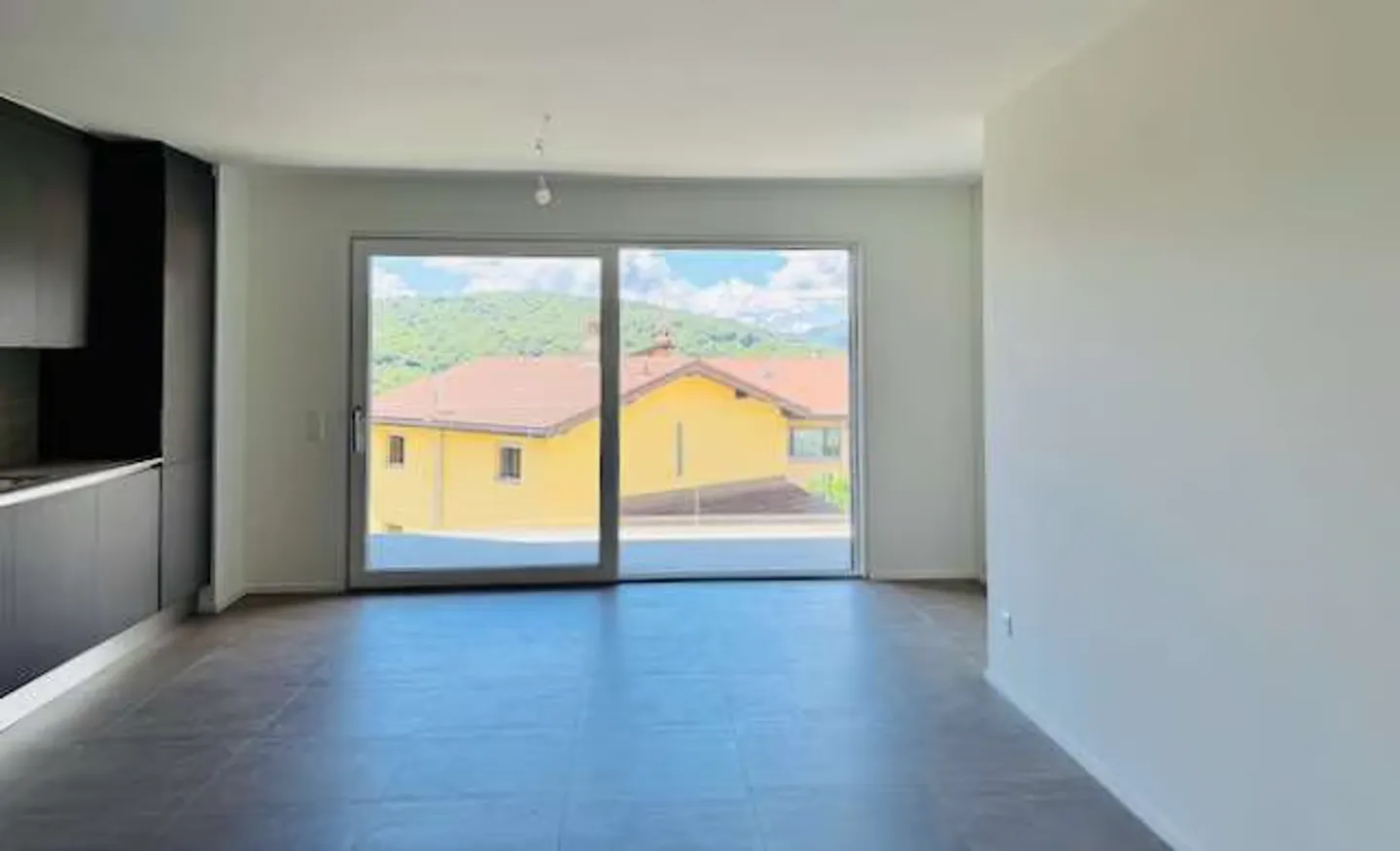 Affittiamo un nuovo appartamento di 4,5 stanze a Cagiallo - Foto 2 di 13