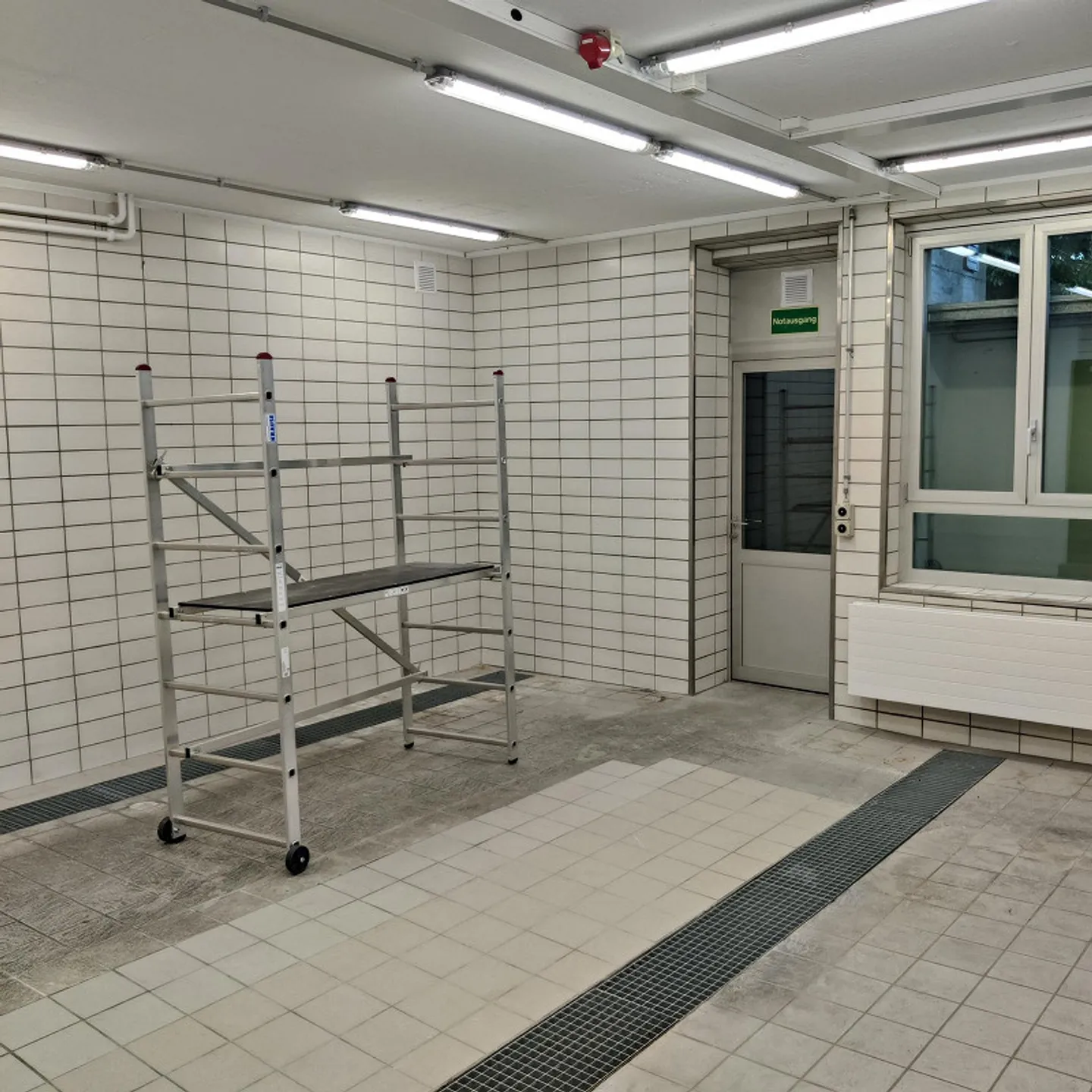 Stockage - Salle de loisirs au sous-sol - Possibilité d'un petit atelier - Photo 3 sur 17
