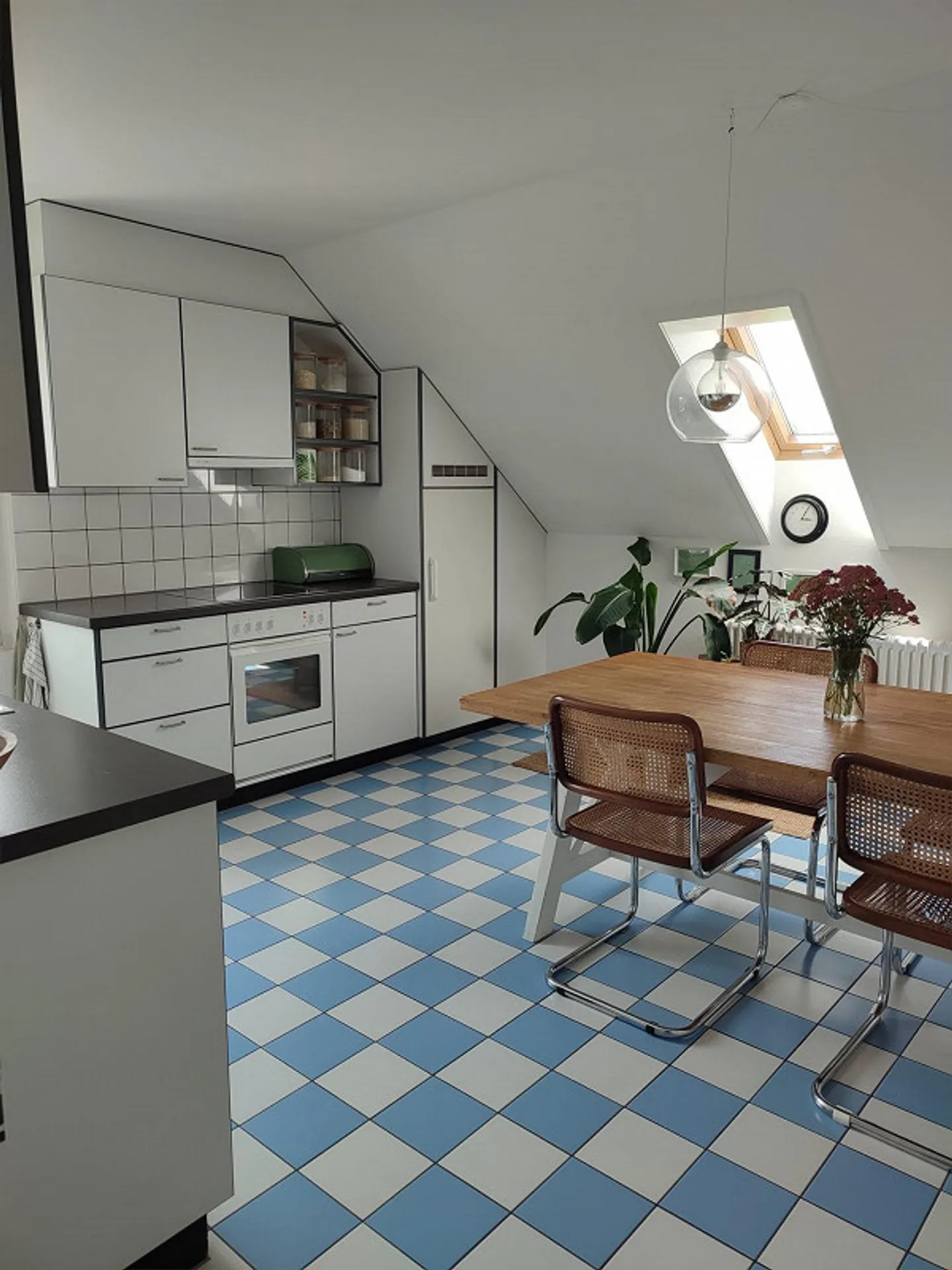 4 ½-room apartment in the attic - Photo 2 of 6