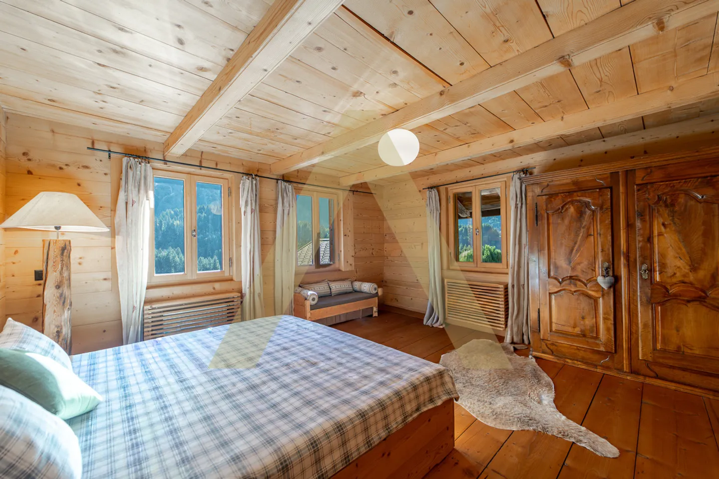 Exceptional property at the foot of the Portes du Soleil - Photo 15 of 26