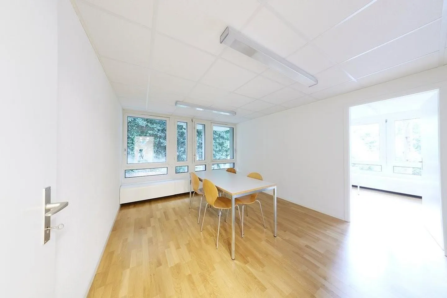 Office space for rent! - Photo 6 of 8