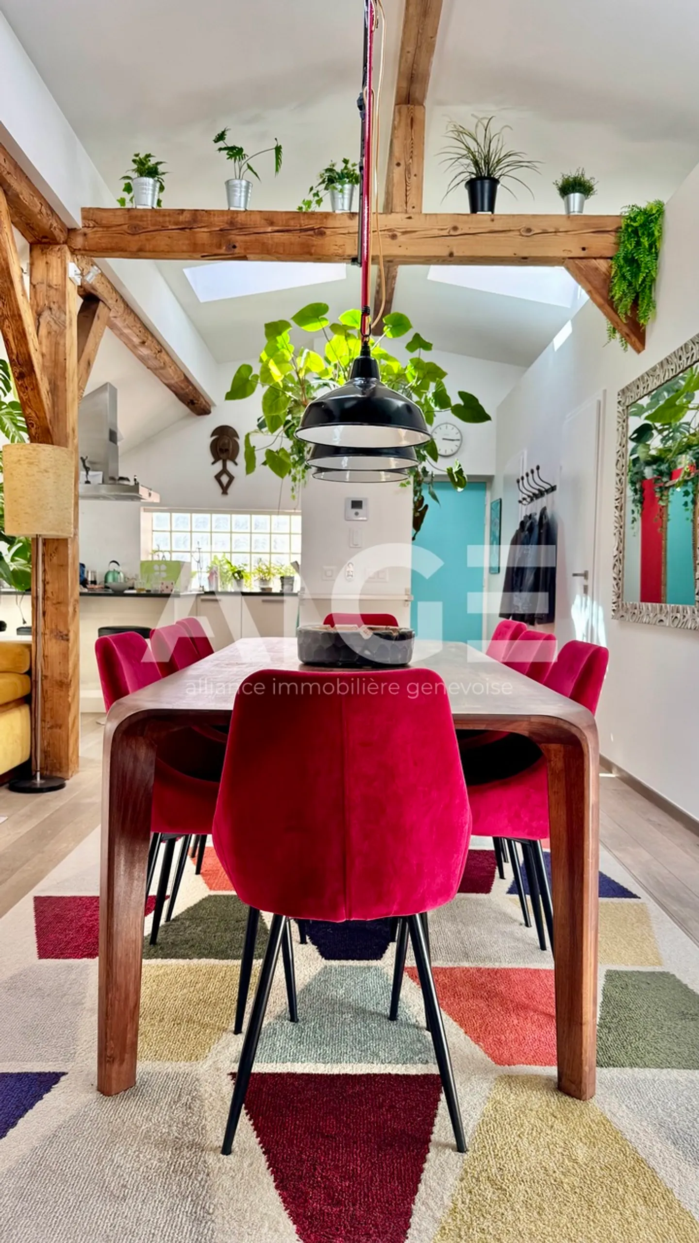 5 rooms with parking in Pâquis - Photo 1 of 9