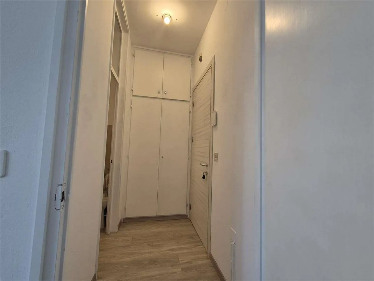 Chiasso Center - Furnished Studio Apartment for Rent, Close to the Station - Photo 9 of 9