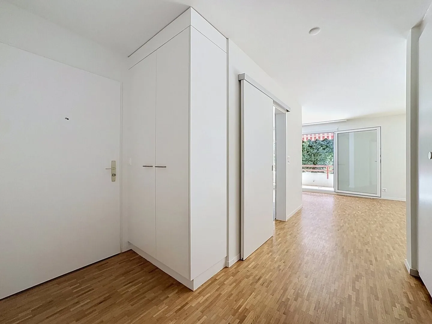 3.5 room renovated apartment with balcony - Schoenberg, Fribourg - Photo 1 of 12