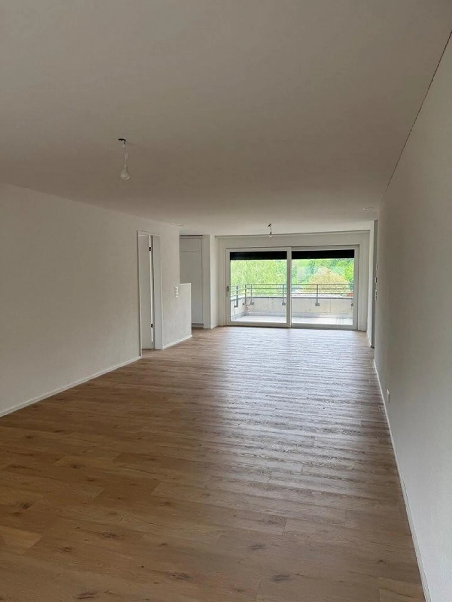 FIRST RENTAL - Living on Burghaldenweg with private washing tower - Photo 4 of 10