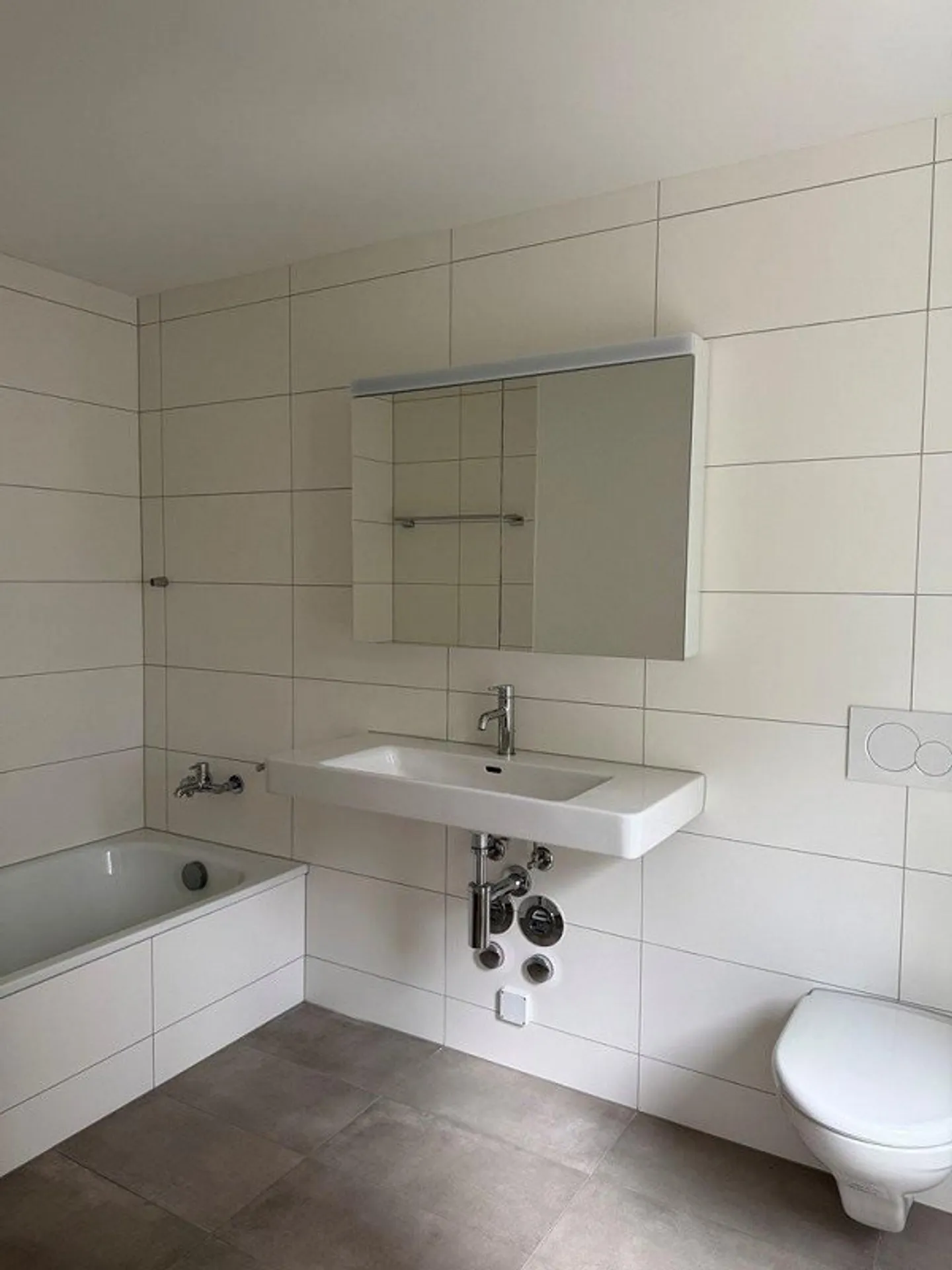 FIRST RENTAL - Living on Burghaldenweg with private washing tower - Photo 9 of 10