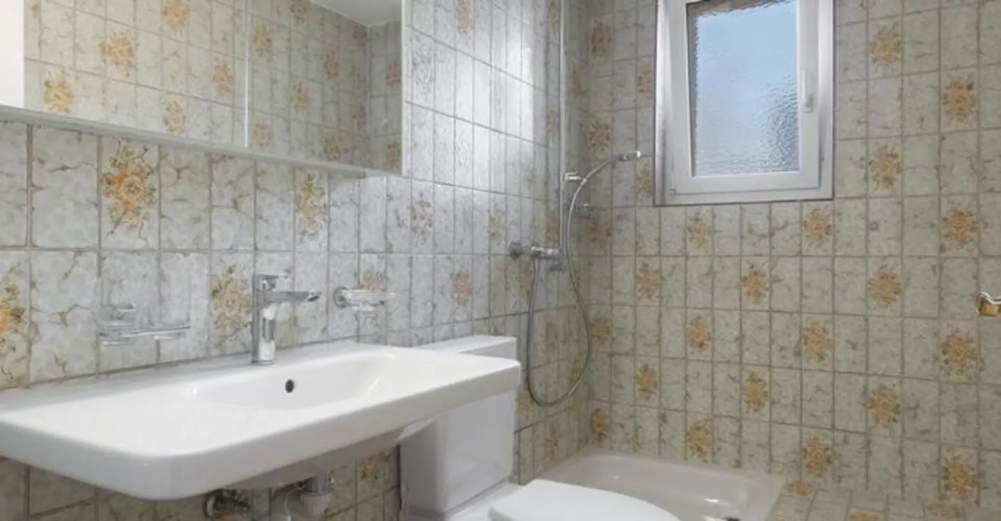 Casa unifamiliare con 3 livelli abitativi: ideale per studenti (termine limitato) - Foto 5 di 10