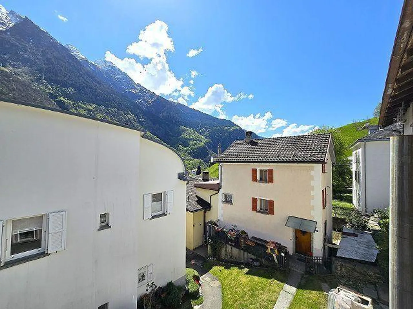 Maison de village de 6 pièces avec parking - Photo 25 sur 32