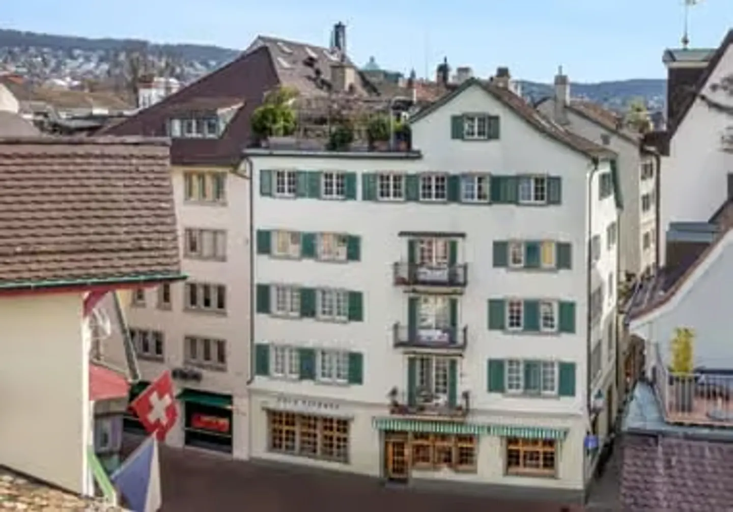 Charmante 3-Zimmer-Wohnung mit Balkon in der Zürcher Altstadt - Foto 2 von 13