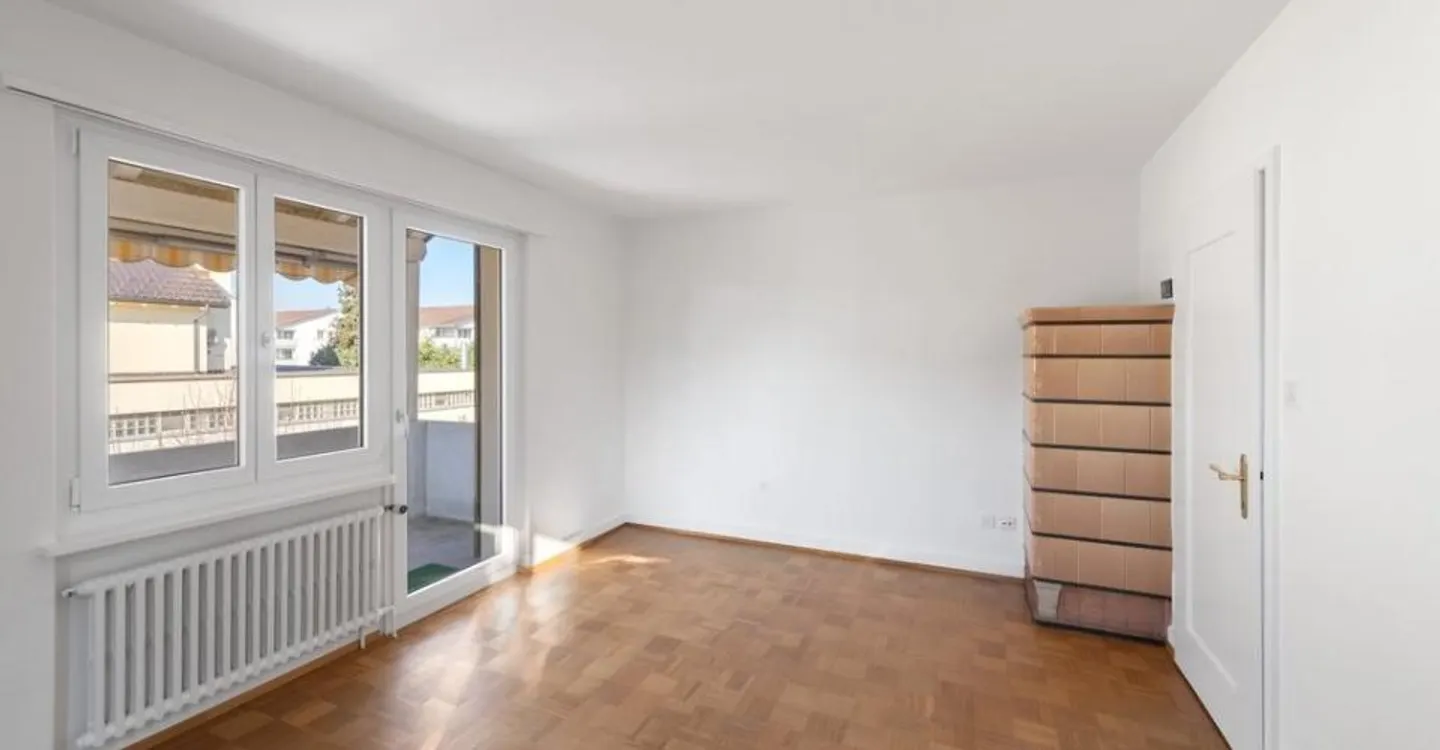 Casa unifamiliare con 3 livelli abitativi: ideale per studenti (termine limitato) - Foto 9 di 10