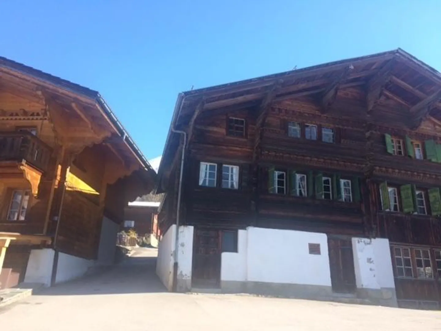 Room for rent in the heart of the village of Sépey authentic chalet - Photo 1 of 13