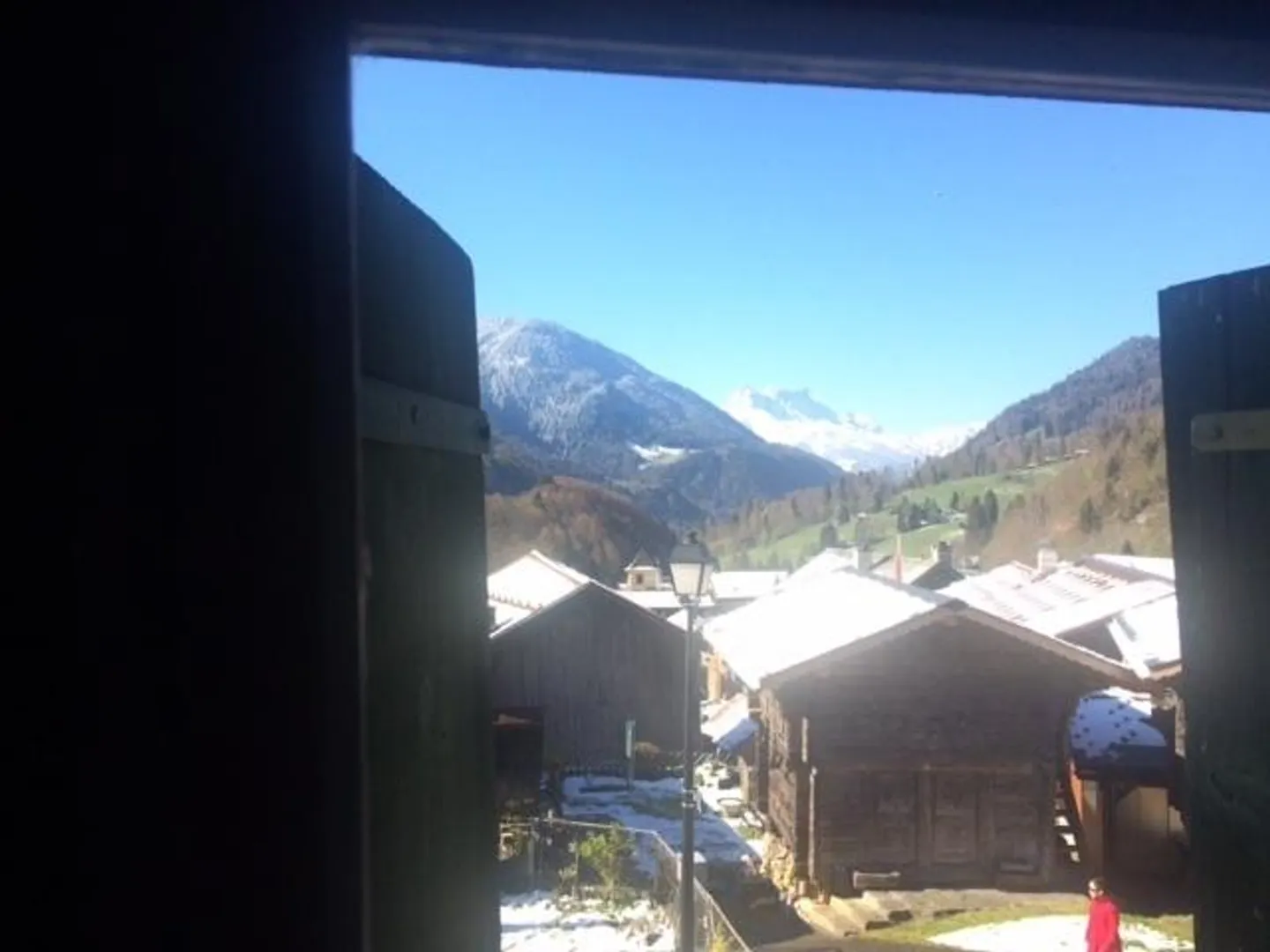 Room for rent in the heart of the village of Sépey authentic chalet - Photo 2 of 13