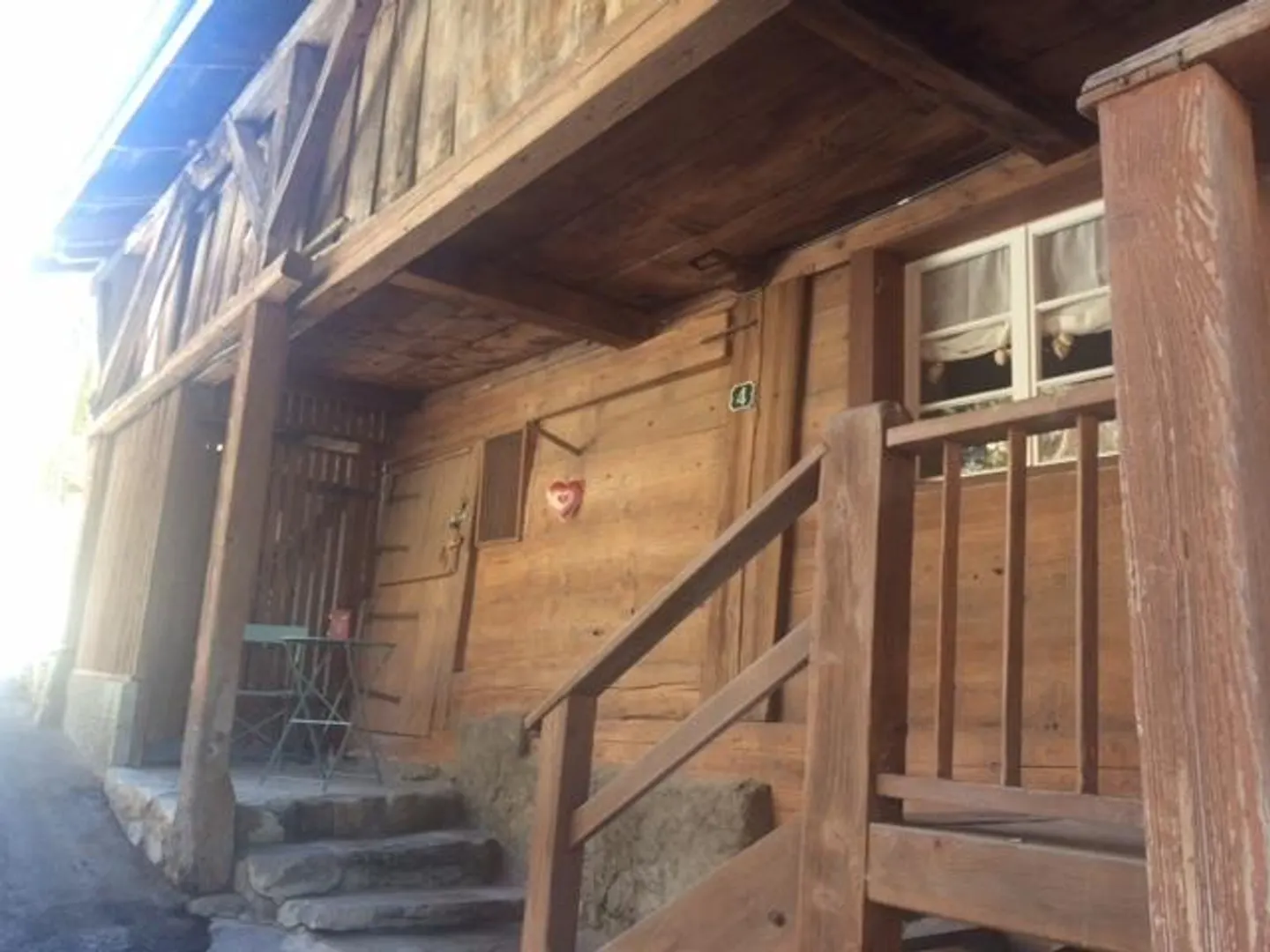 Room for rent in the heart of the village of Sépey authentic chalet - Photo 3 of 13