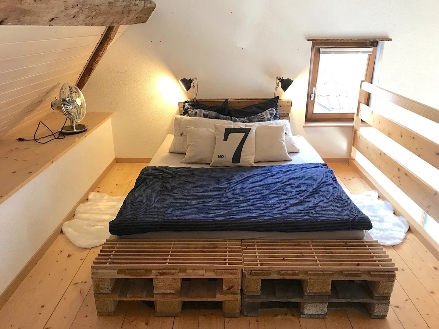 Loft for rent - Photo 3 of 11