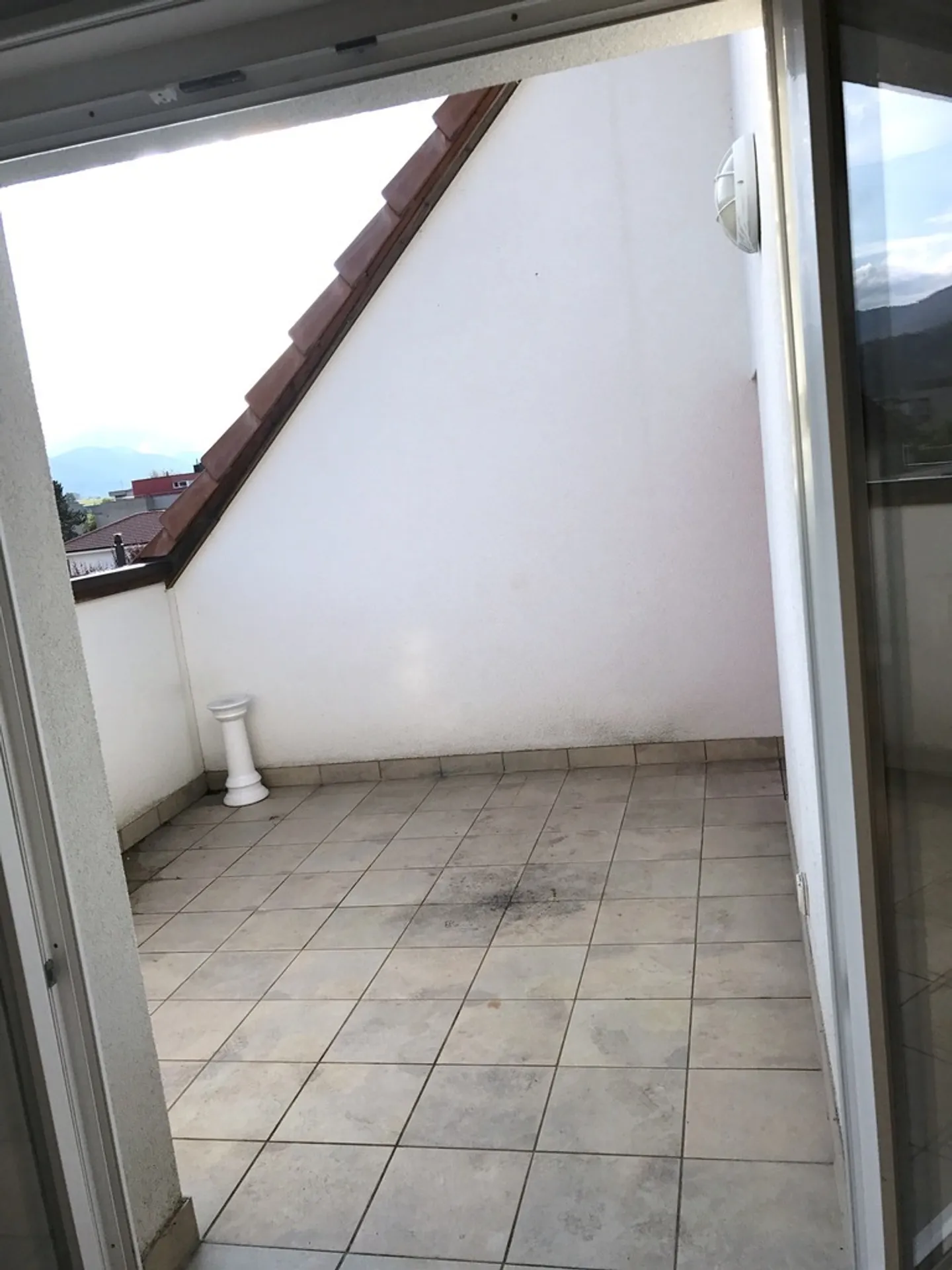 Loft for rent - Photo 10 of 11