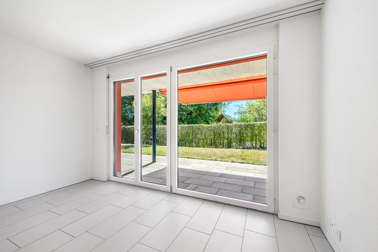 Appartamento da sogno a Bülach-Ovest cerca inquilini! - Foto 3 di 13