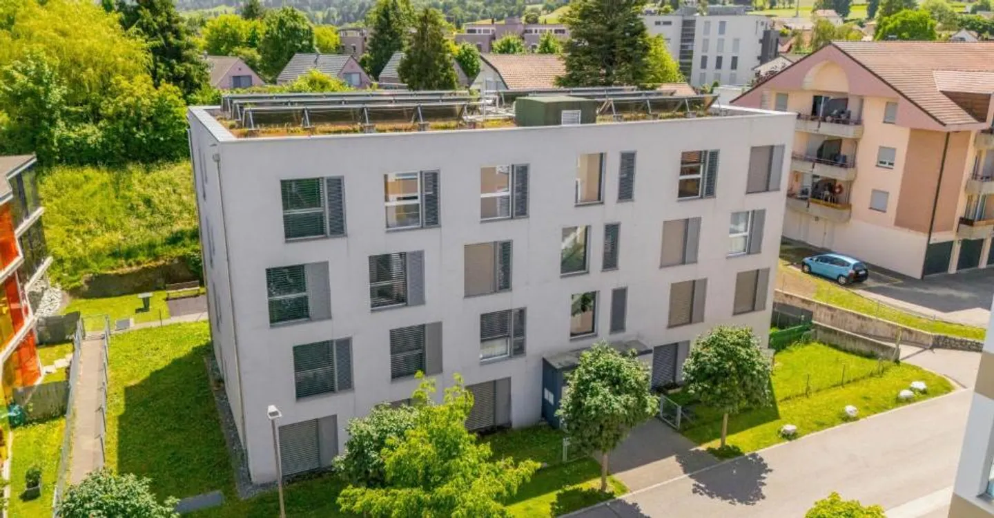 Superbe 2.5 pièces lumineux avec loggia : un investissement offrant un rendement immédiat - Photo 6 sur 11