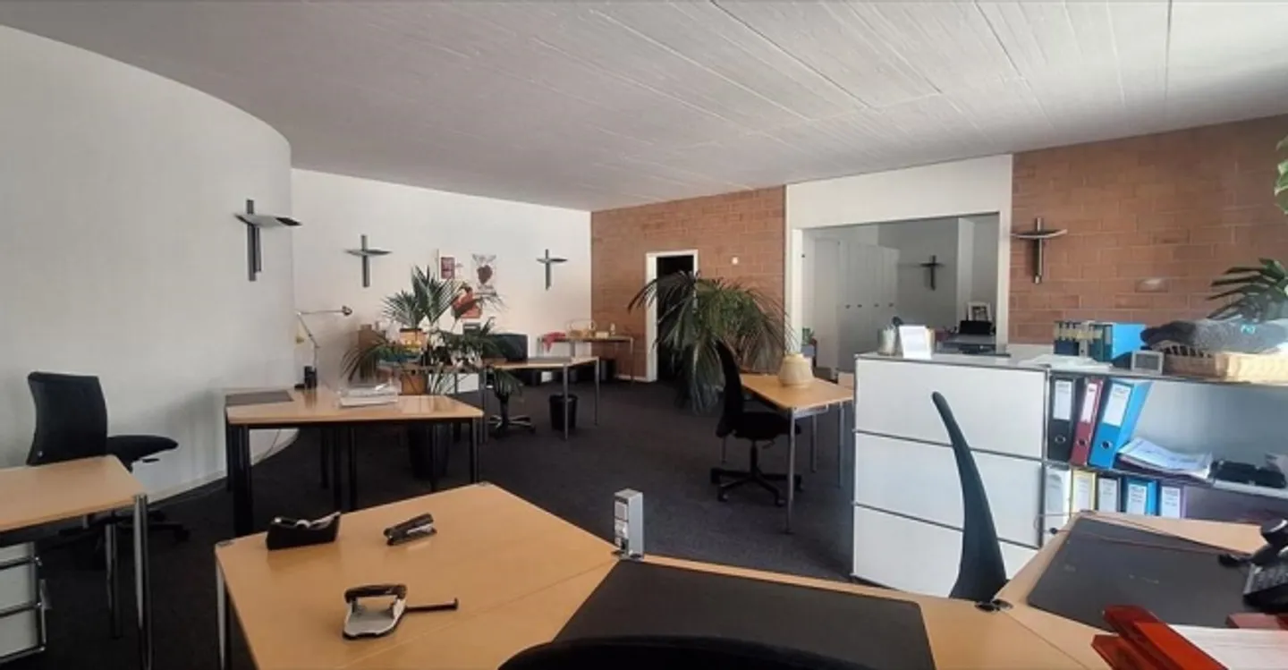 Bureau à louer - Photo 6 sur 8