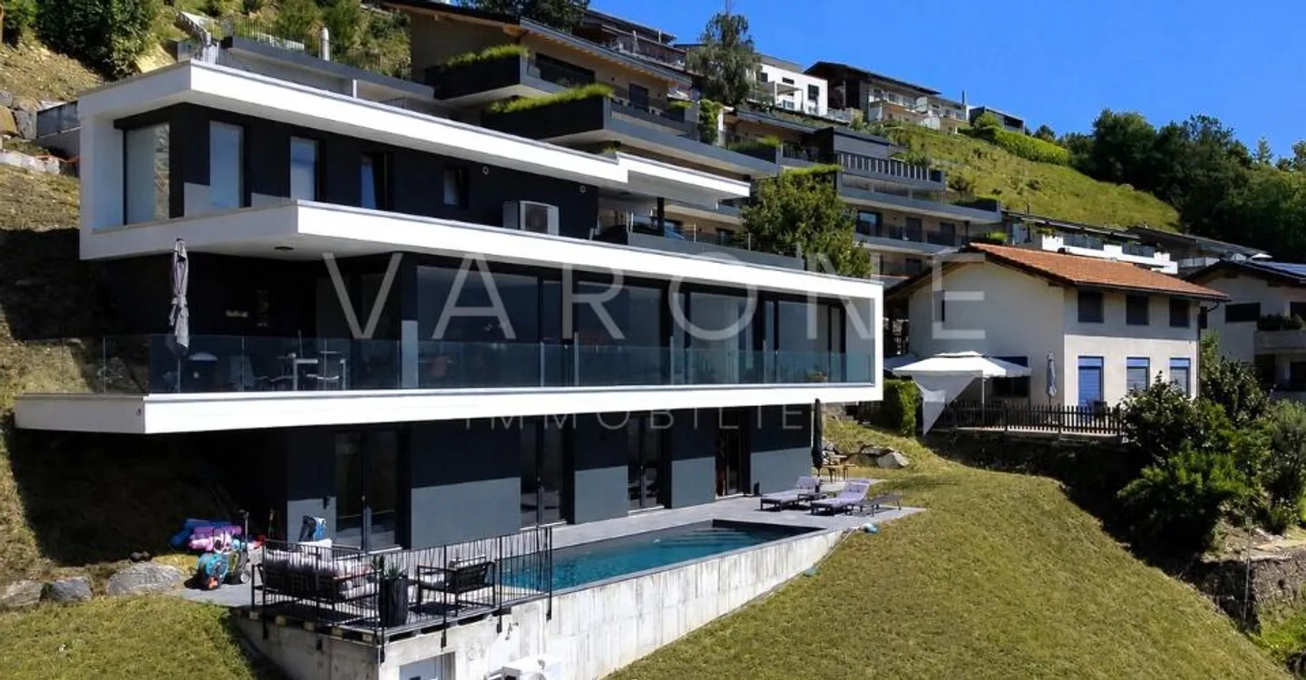 Villa contemporaine avec piscine - Photo 1 sur 11