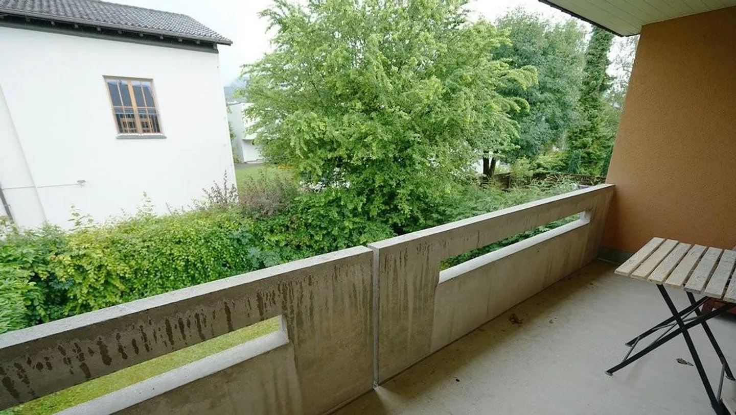 Maison familiale semi-détachée rénovée attrayante - Photo 8 sur 11