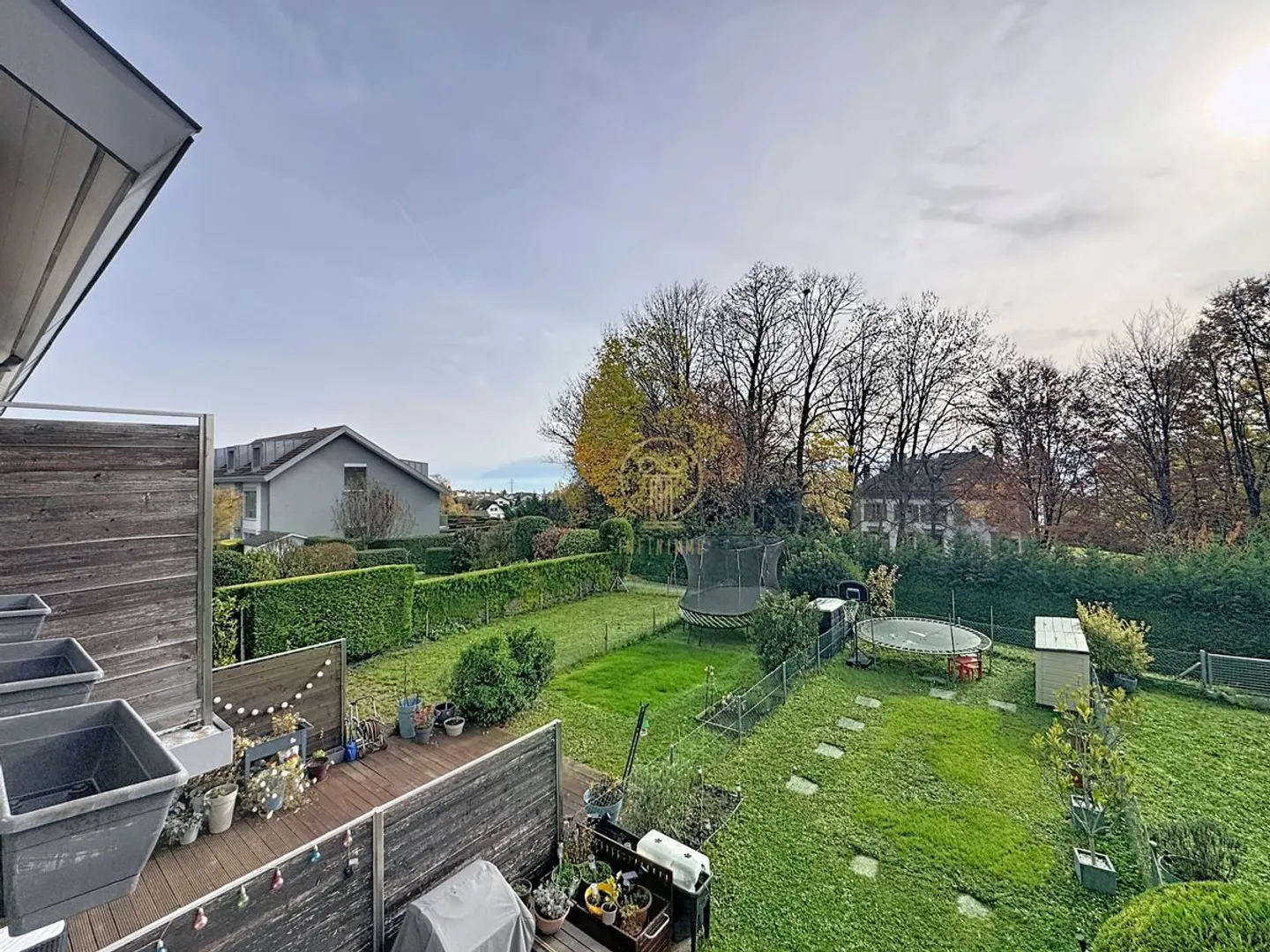 Charmantes Haus in Mont-sur-Rolle - Foto 1 von 13