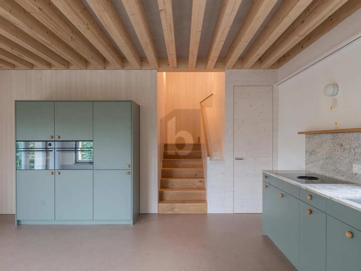 Moderne Familienhaus mit Aussicht - Foto 1 von 5