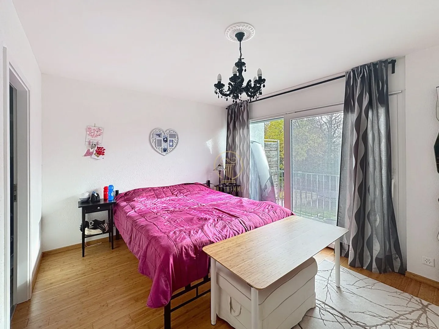 Charmantes Haus in Mont-sur-Rolle - Foto 10 von 13